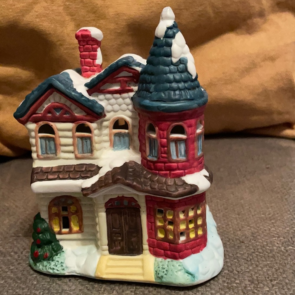 Village Ceramic Home, lighted option